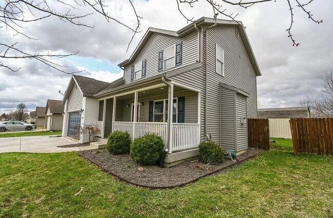 Foto del edificio - LARGE 3 Bedroom 2 Bath w/ basement