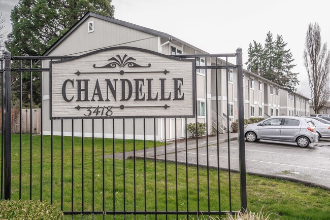 Building Photo - Chandelle Apartments