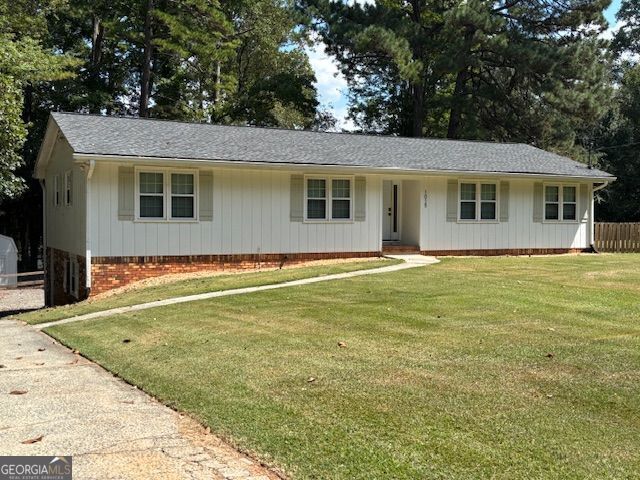 Building Photo - 1015 Castlewood Dr