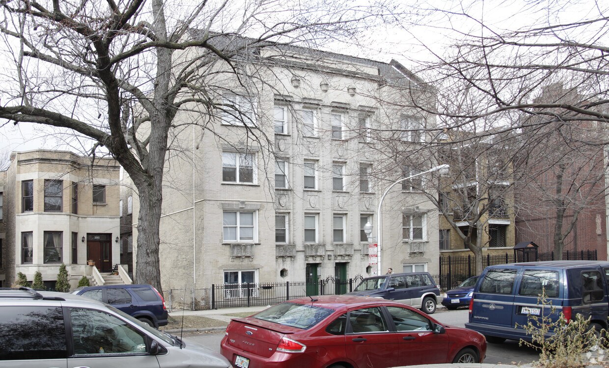 4060 N Kenmore, ¡alejado - 4060 N Kenmore Ave