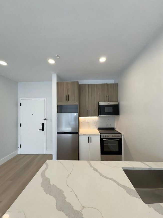 Foto del edificio - 316 Forrest St