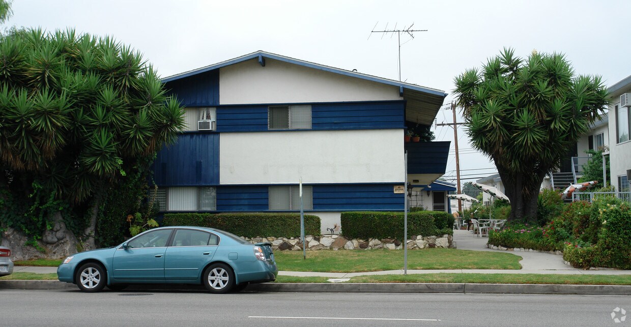Foto del edificio - 14047 Moorpark St