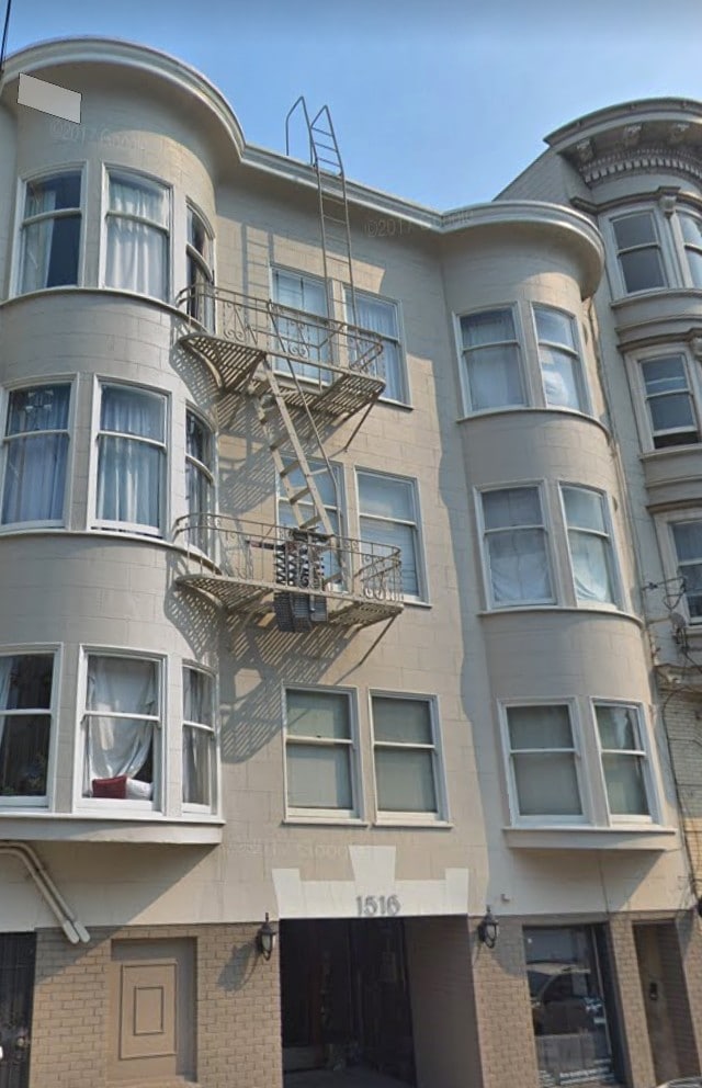 Building Photo - 1516 Larkin St