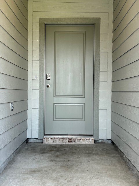 Foto del edificio - 1143 Sommerville Dr