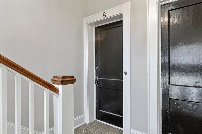 Foto del edificio - 21 Peachtree Memorial Dr NW