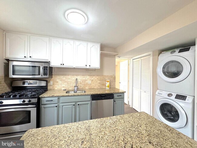 Foto del edificio - 5612 7th Rd S