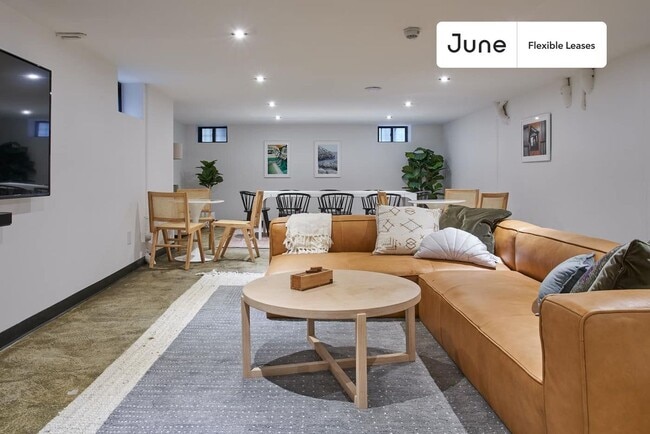 Building Photo - Nice Private ROOM in Bed-Stuy