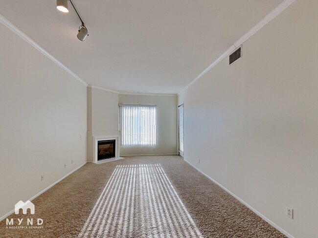 Foto del edificio - 12362 Carmel Country Rd