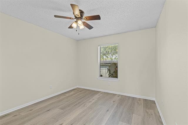 Building Photo - 2619 Bayberry Ln