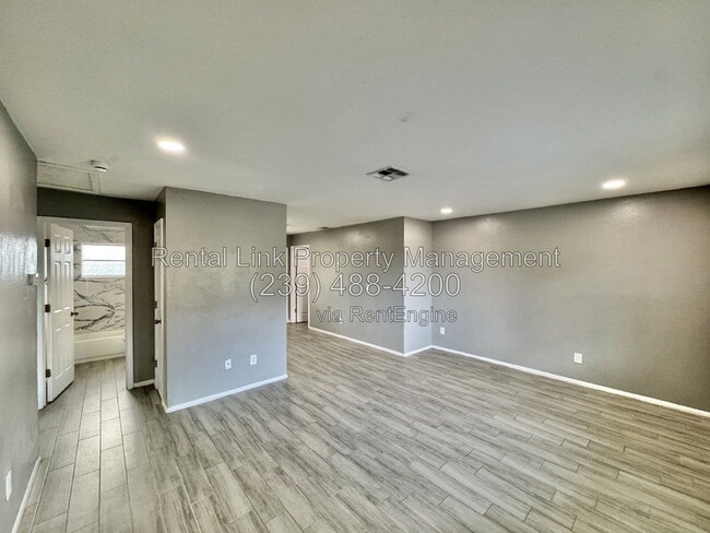 Building Photo - 142 Harry Ave S