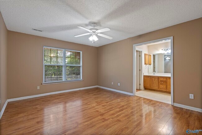 Building Photo - 108 Kendrick Ln