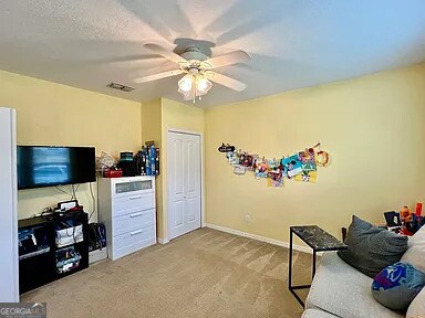 Foto del edificio - 135 Cedar Cir Dr