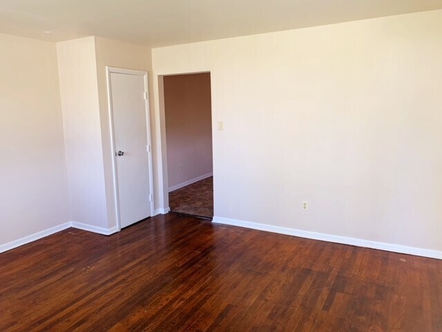 Foto del edificio - 4653 Crestview Ave