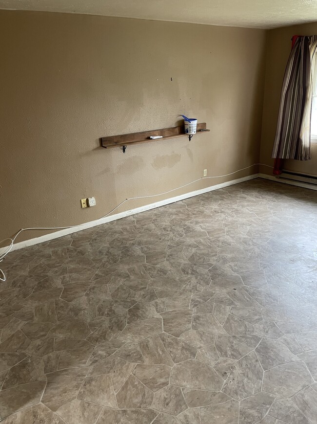 Building Photo - 225 S 4 Unit