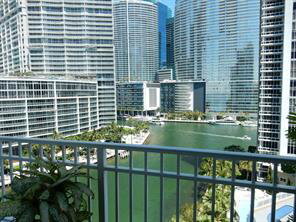Foto del edificio - 816 Brickell Key Dr