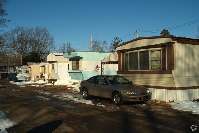 Foto del edificio - Woodmont Mobile Home Park
