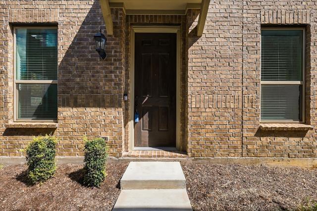 Building Photo - 2737 Splendor Ln