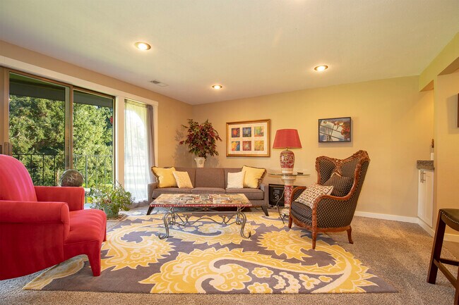 Foto del edificio - 16929 Inglewood Rd NE