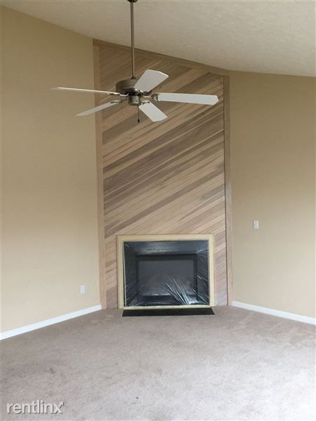 Building Photo - 10104 Charlie Rose Ct