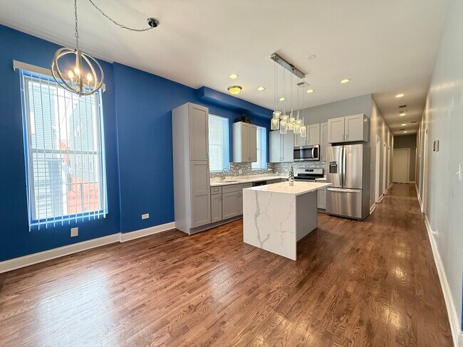Foto del edificio - 4311 S Vincennes Ave