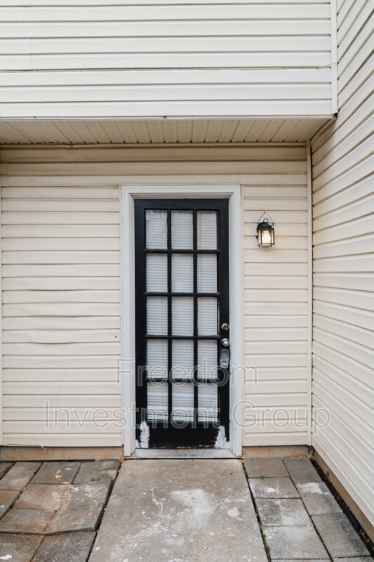 Foto del edificio - 9128 Cedarpark Ln NW