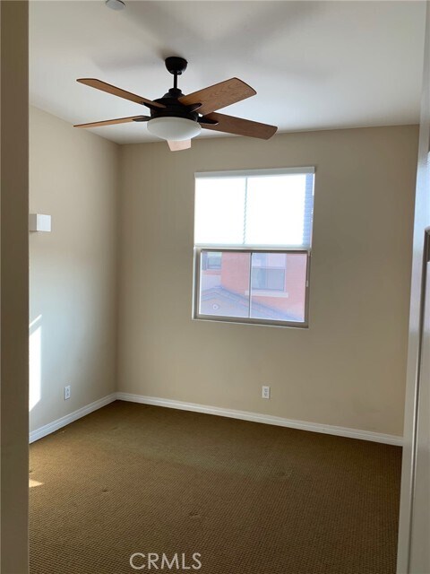 Foto del edificio - 608 Asbury Dr