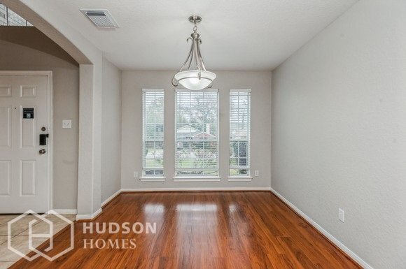 Foto del edificio - 707 Moonwalk St