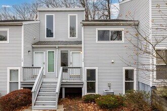 Building Photo - 16 Springdale Rd