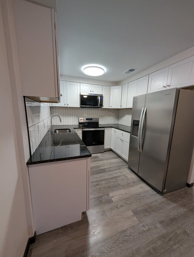 Foto del edificio - 15 E 50th St