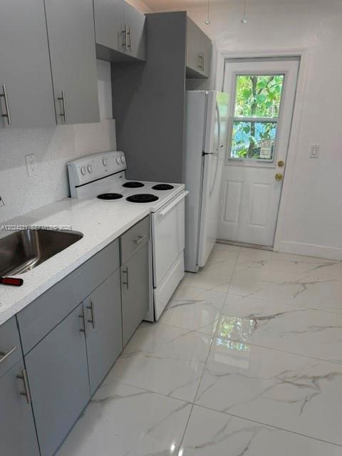 Foto del edificio - 262 NE 55th Terrace