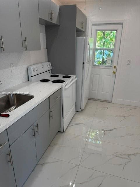 Building Photo - 262 NE 55th Terrace