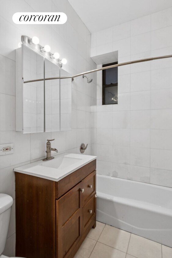 Building Photo - 102 W 80th St