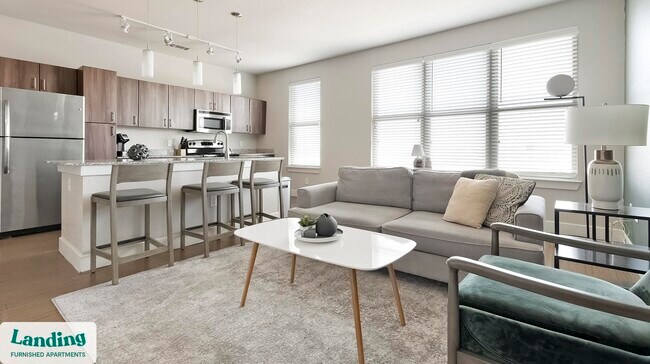 Building Photo - 1415 N Main Ave