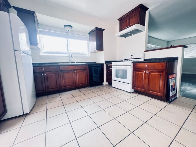 Foto del edificio - Escondido Historic Neighborhood 2 Bedroom 1 Bath Home