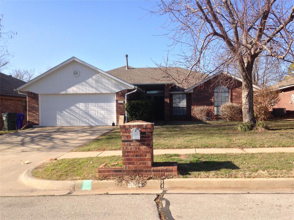 Foto principal - 621 Gyrfalcon Dr