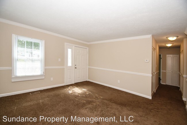 Building Photo - 3 br, 1 bath House - 9654 Dunraven