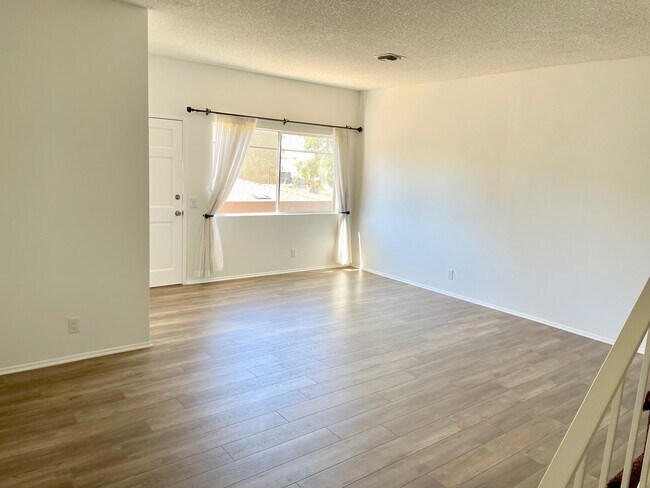 Foto del edificio - 11862 Iowa Ave
