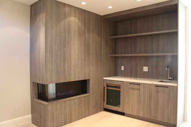 Building Photo - 1673 17th Ave