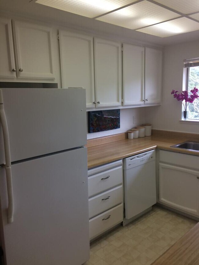 Foto del edificio - 2 bedroom in Oakland CA 94605