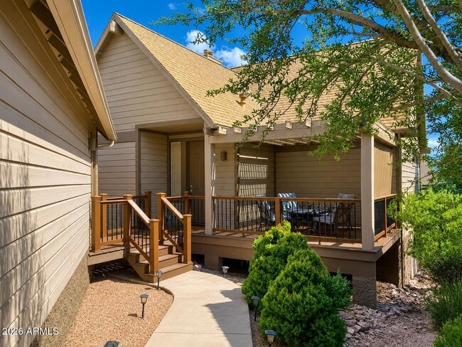Building Photo - 805 N Grapevine Cir