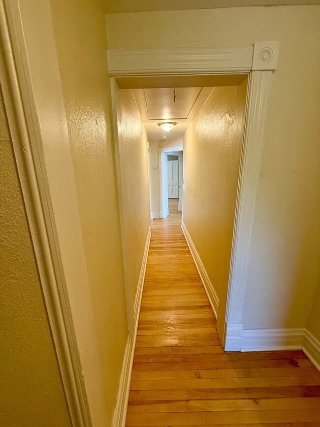 Foto del edificio - 238 Scott Ave