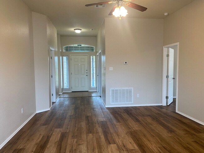 Foto del edificio - 3 BEDROOM, BELTON ISD