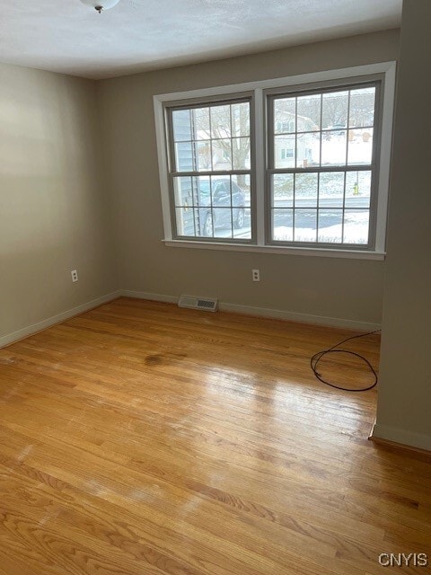 Building Photo - 4593 Brookhill Dr S