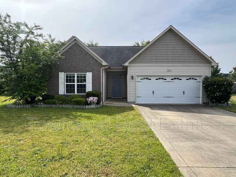4911 Lion Heart Ln, Parkton, NC 28371 House Rental in Parkton, NC