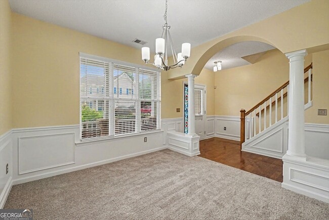 Building Photo - 348 Darbys Run Ct