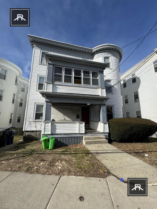 Building Photo - 3 bedroom in Brighton MA 02135