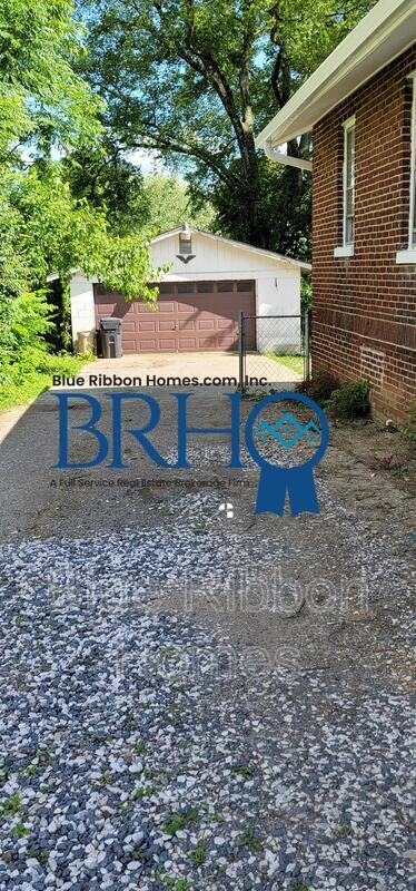 Building Photo - 4118 Holston Dr