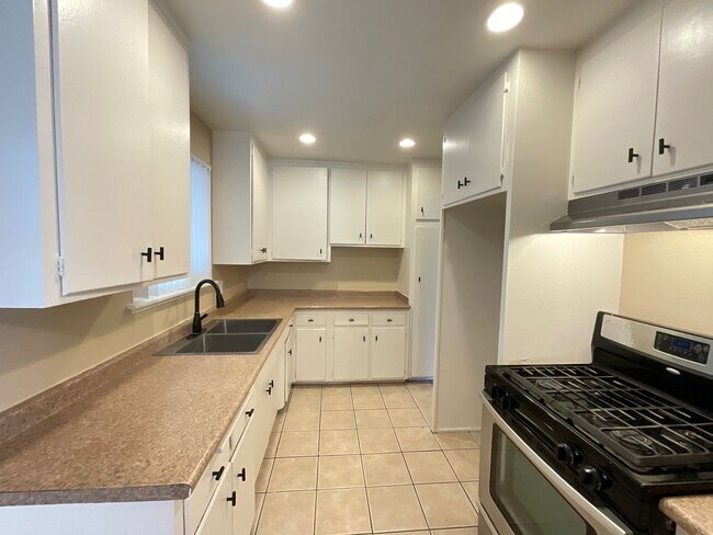 Foto del edificio - CHALYNN536