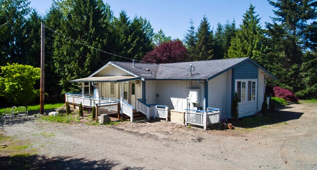 Foto del edificio - 13315 Lost Lake Rd