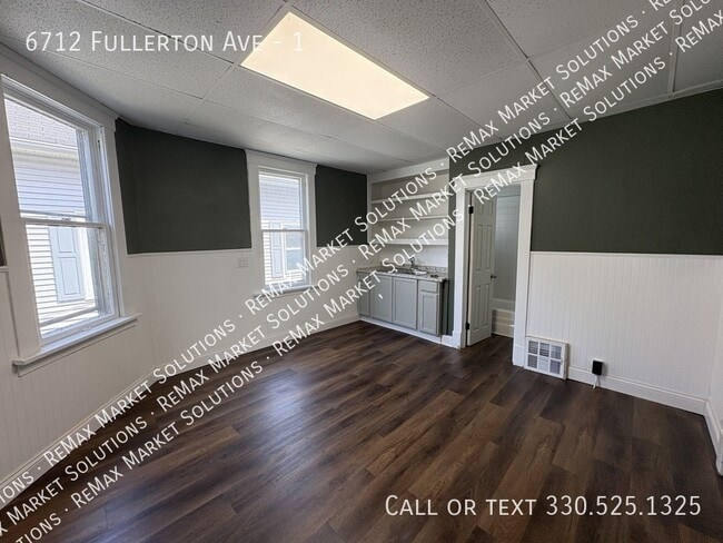 Building Photo - 6712 Fullerton Ave